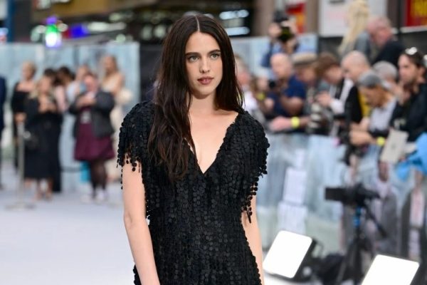 margaret-qualley-in-chanel-the-dog-stars-world-premiere